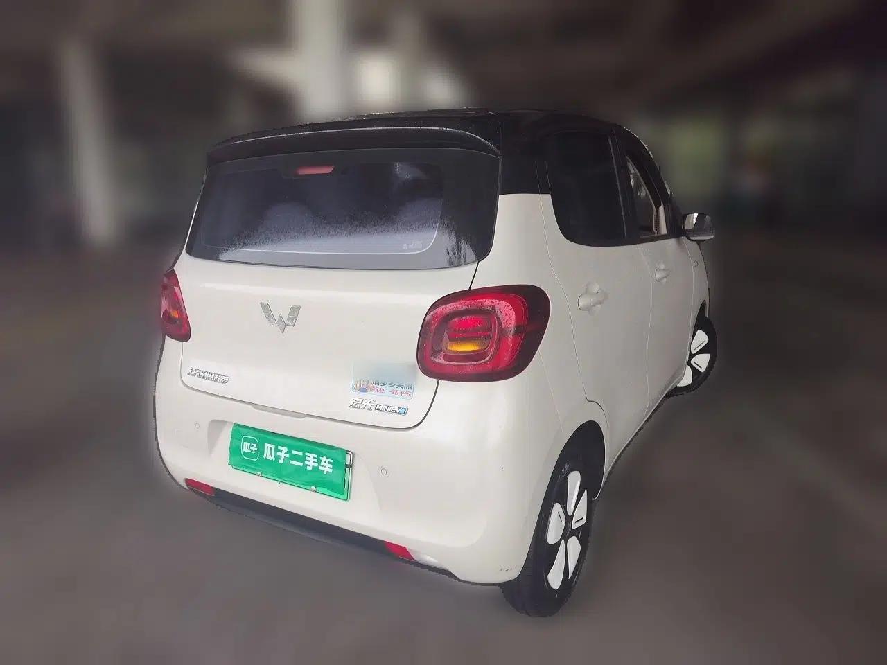 Wuling Hongguang MINIEV 2025 Four-Door Version Zhenxiang+ Edition — миниатюра 4