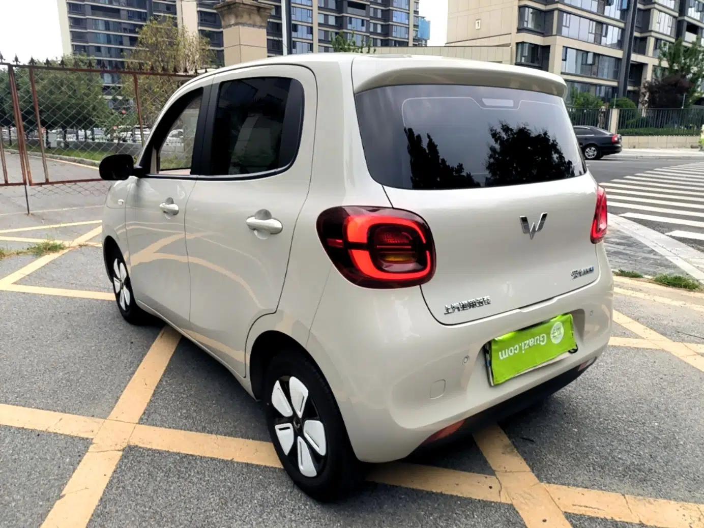 Wuling Hongguang MINIEV 2025 Four-Door Version Advanced Edition — миниатюра 4