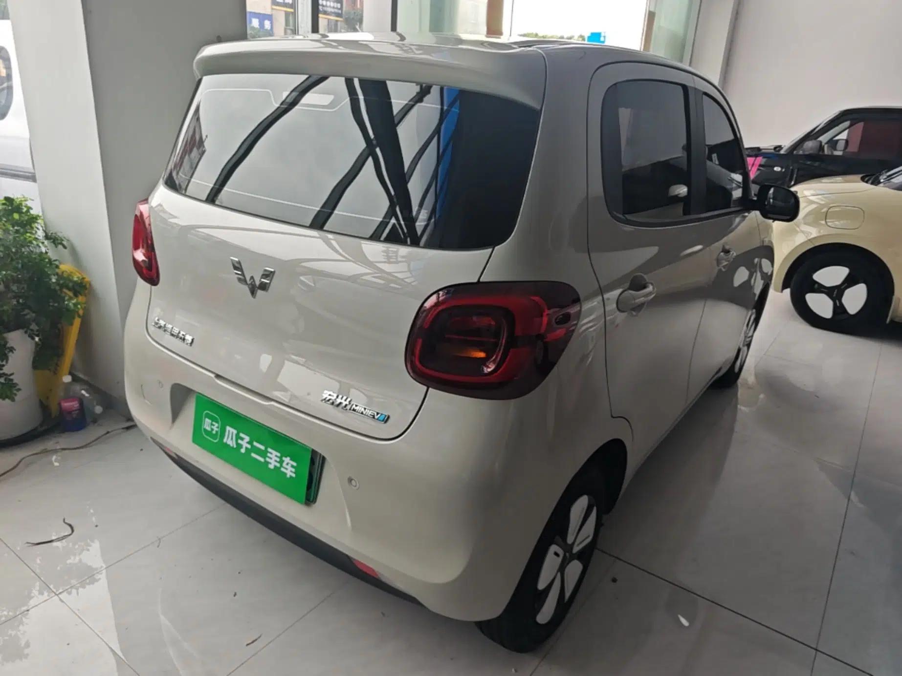 Wuling Hongguang MINIEV 2025 Four-Door Version Advanced Edition — миниатюра 6