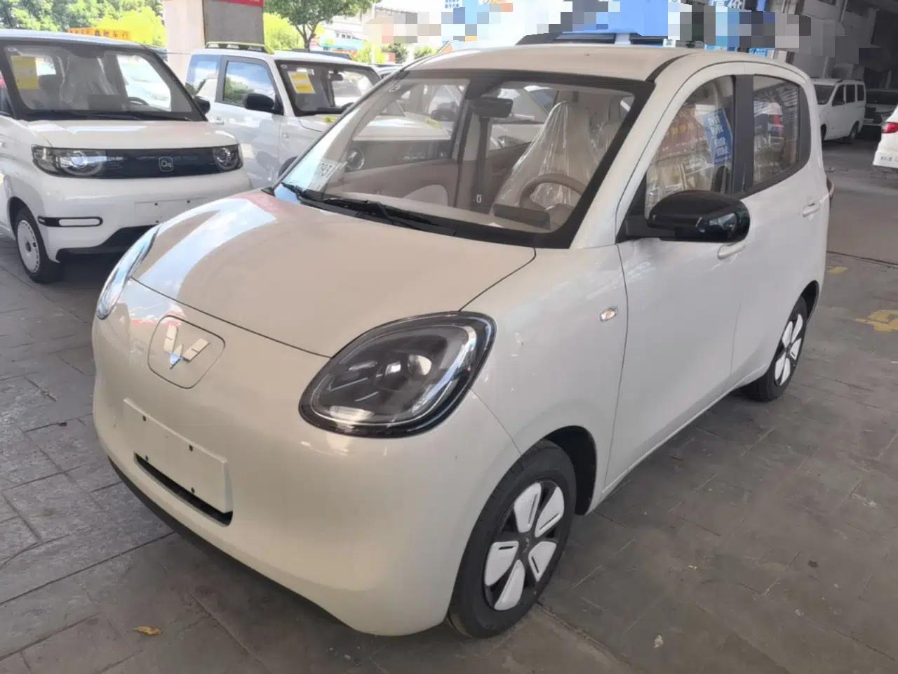 Wuling Hongguang MINIEV 2025 Four-Door Version Advanced Edition — миниатюра 1