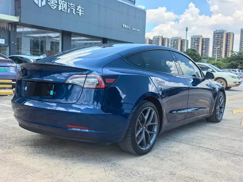 Model 3 2022 Performance All-Wheel Drive — миниатюра 7