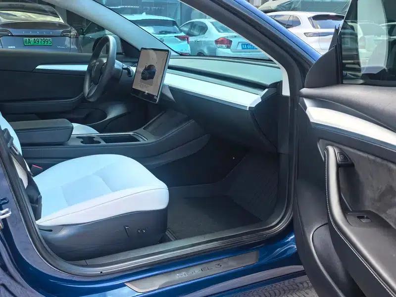 Model 3 2022 Performance All-Wheel Drive — миниатюра 10