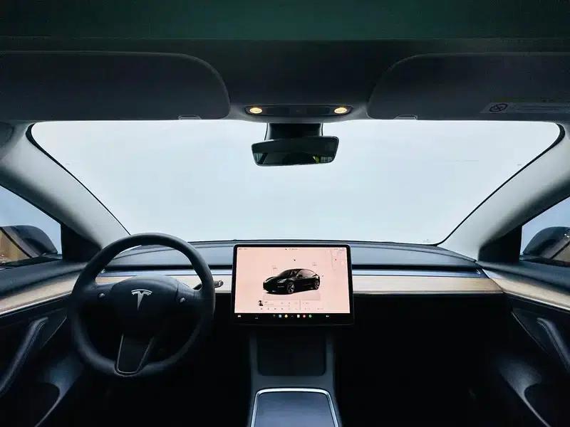 Model 3 2022 Rear-Wheel Drive — миниатюра 14