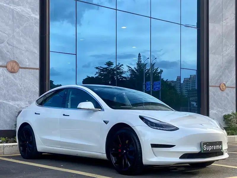Model 3 2019 Standard Range Rear-Wheel Drive Upgrade — миниатюра 3