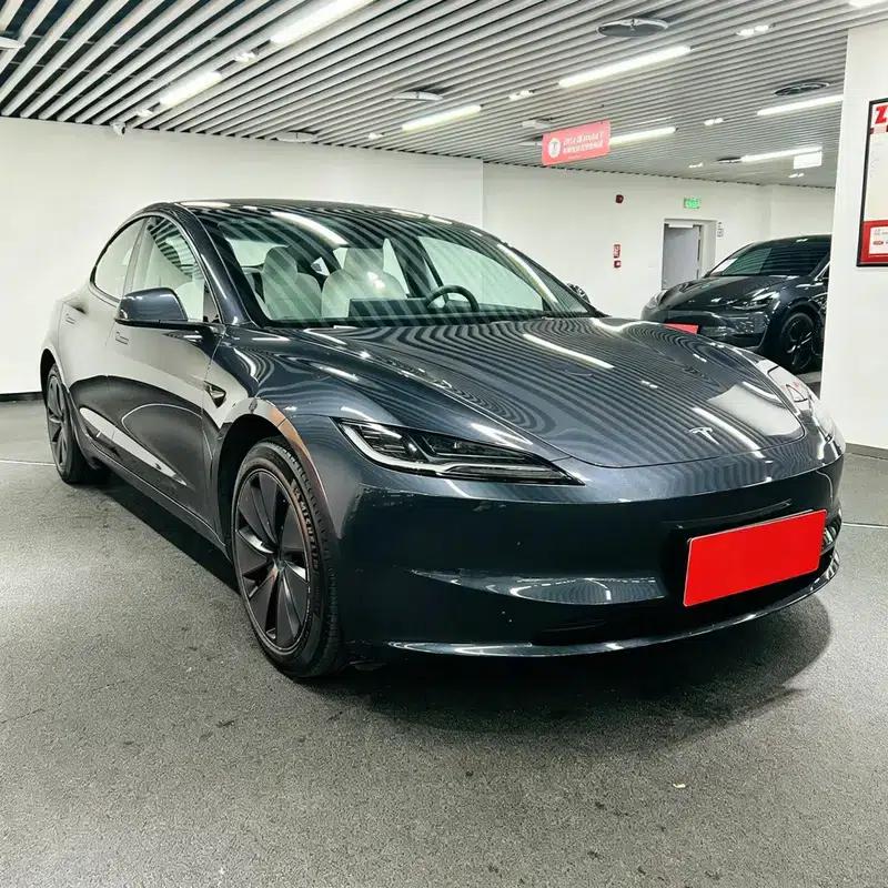 Model 3 2023 Rear-Wheel Drive — миниатюра 3