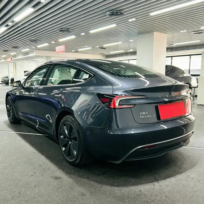 Model 3 2023 Rear-Wheel Drive — миниатюра 4