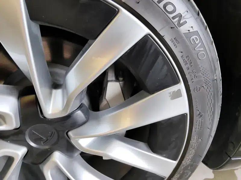 Model 3 2023 Long Range All-Wheel Drive — миниатюра 23
