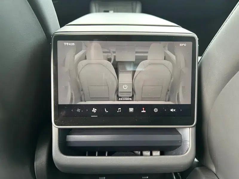 Model 3 2023 Rear-Wheel Drive — миниатюра 15