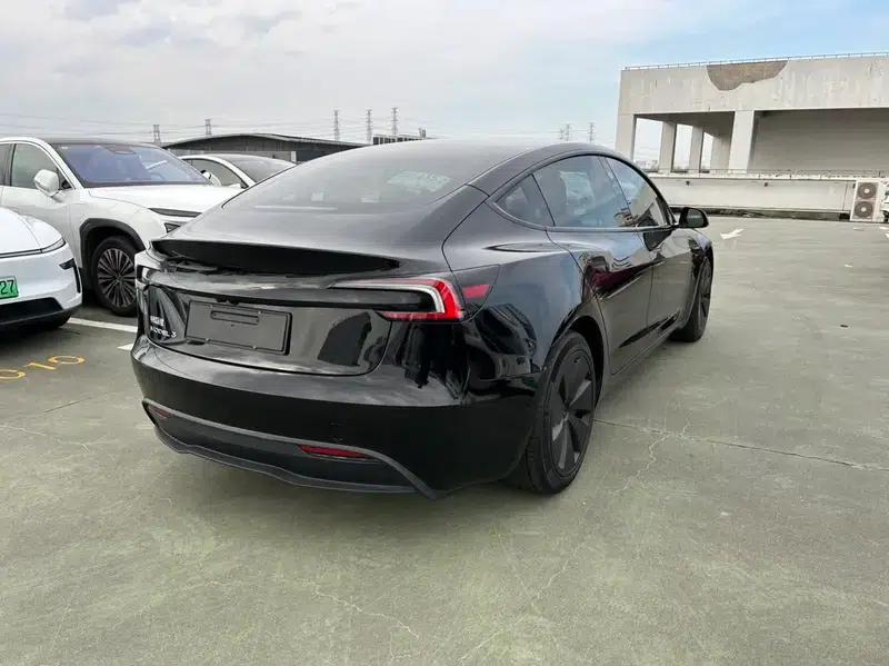 Model 3 2023 Rear-Wheel Drive — миниатюра 6