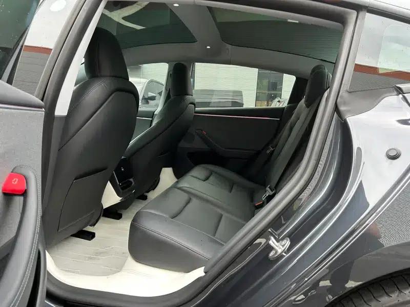 Model 3 2023 Rear-Wheel Drive — миниатюра 14