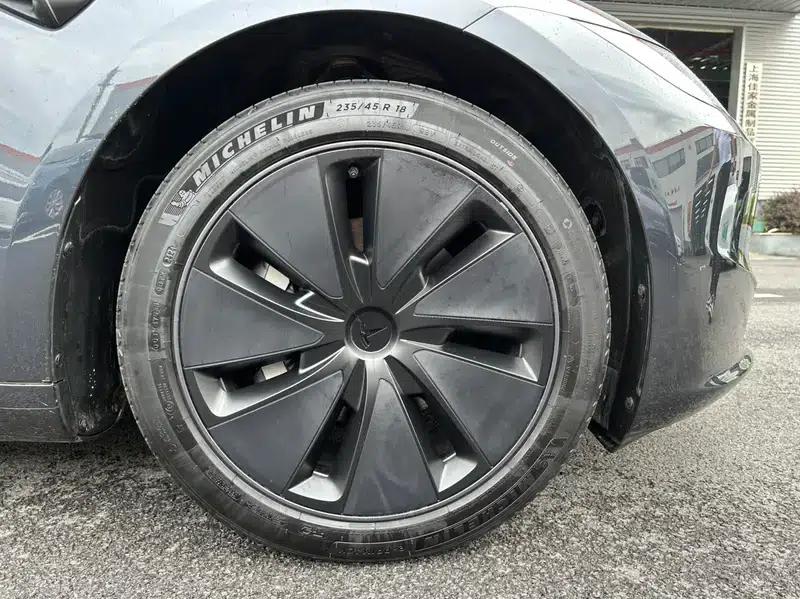 Model 3 2023 Rear-Wheel Drive — миниатюра 8