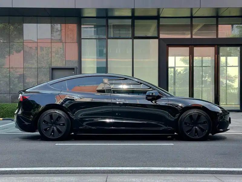 Model 3 2023 Long Range All-Wheel Drive — миниатюра 6