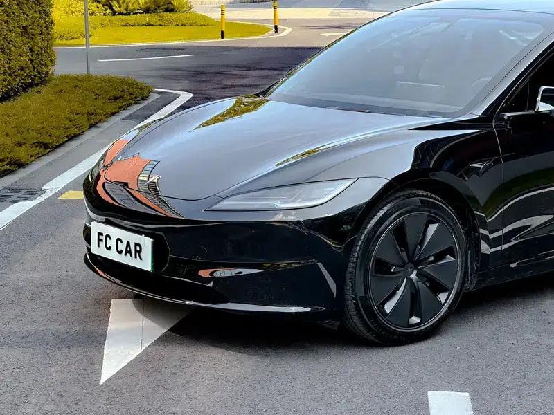 Model 3 2023 Long Range All-Wheel Drive — миниатюра 10