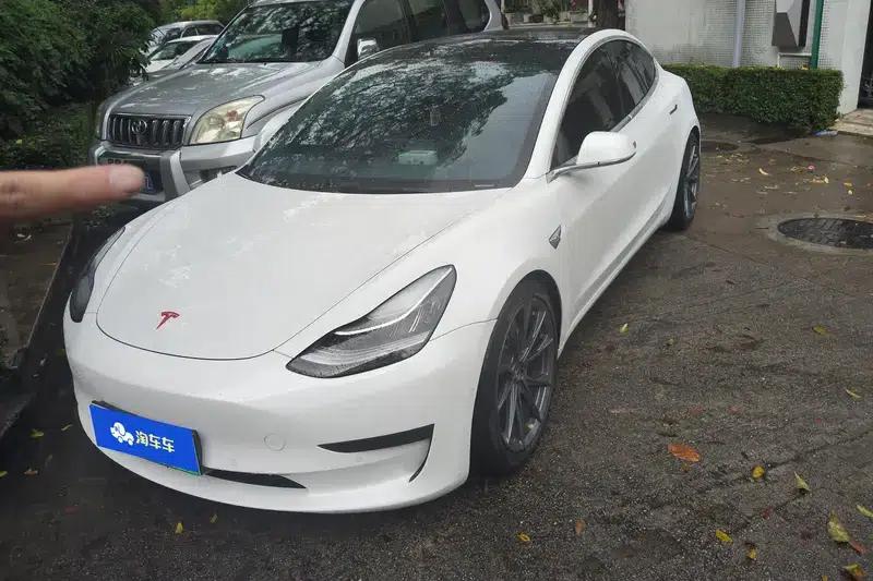 Model 3 2019 Standard Range Rear-Wheel Drive Upgrade — миниатюра 1