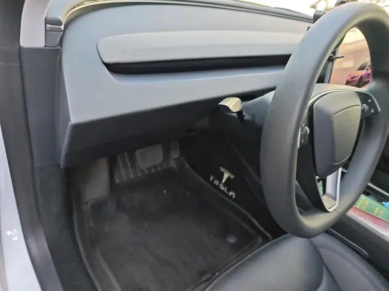 Model 3 2025 Facelift Long Range All-Wheel Drive Version — миниатюра 13