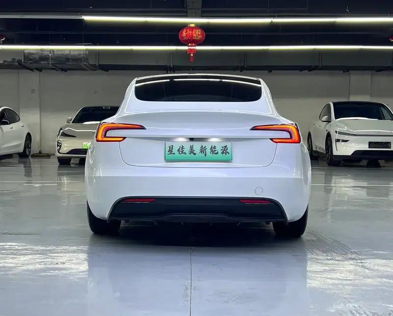 Model 3 2023 Rear-Wheel Drive — миниатюра 6