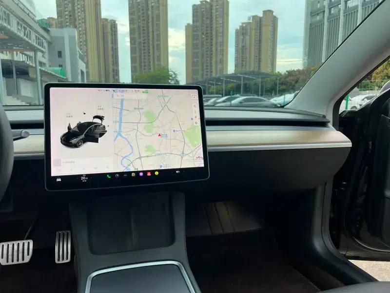 Model 3 2021 Performance All-Wheel Drive — миниатюра 13