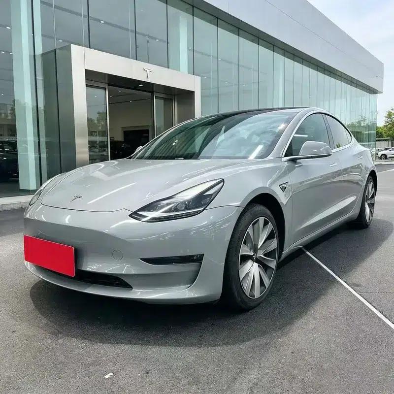 Model 3 2020 Facelift Long Range Rear-Wheel Drive — миниатюра 1