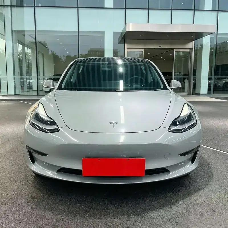 Model 3 2020 Facelift Long Range Rear-Wheel Drive — миниатюра 2