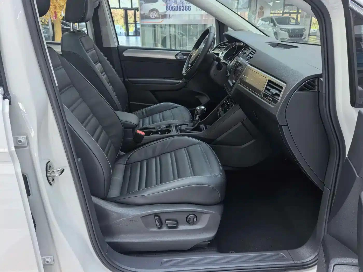 2021 Touran L 280TSI DSG Cross Edition 6-seater — миниатюра 13