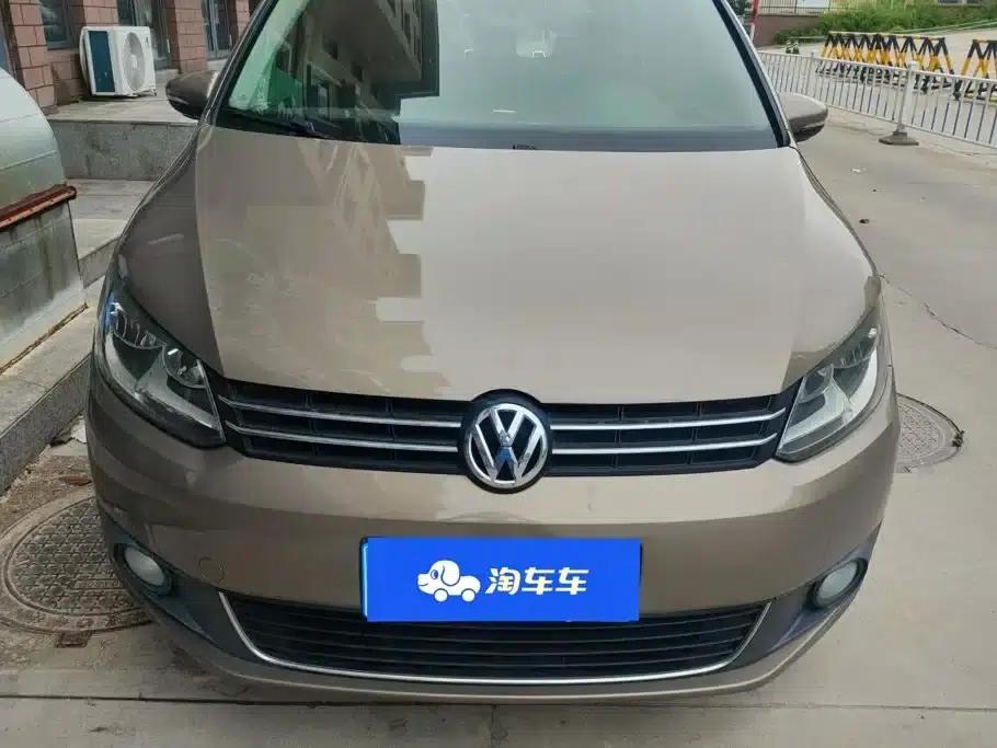 2015 Touran 1.4T DSG Comfort Edition 5-seater — миниатюра 2