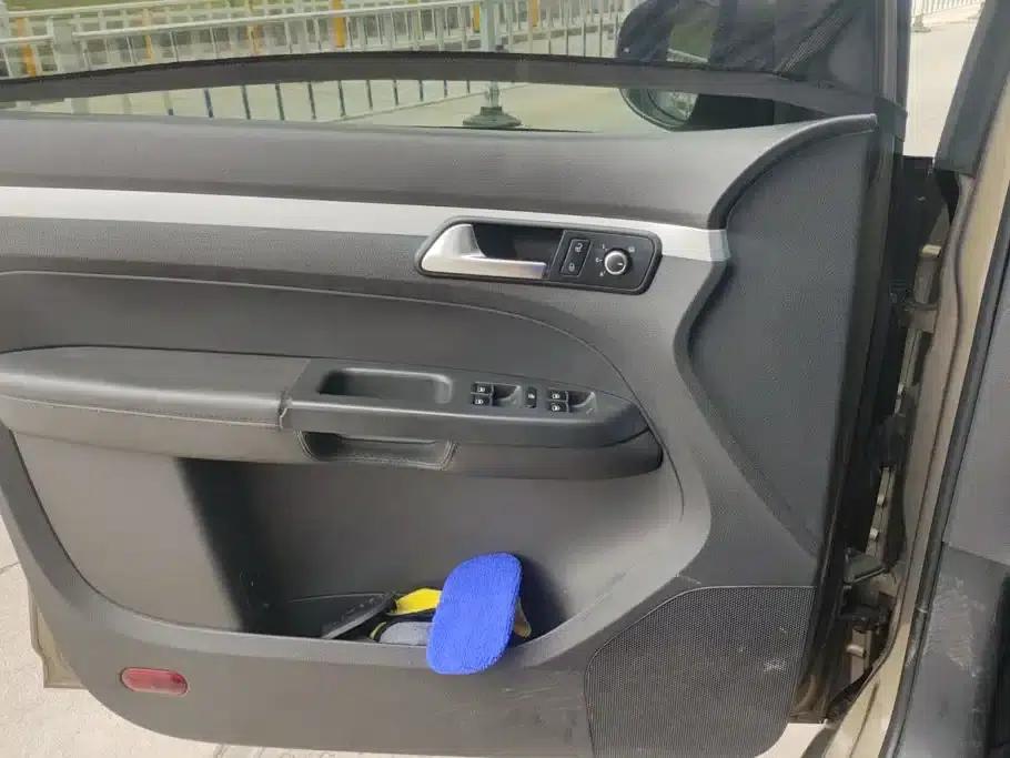 2015 Touran 1.4T DSG Comfort Edition 5-seater — миниатюра 7
