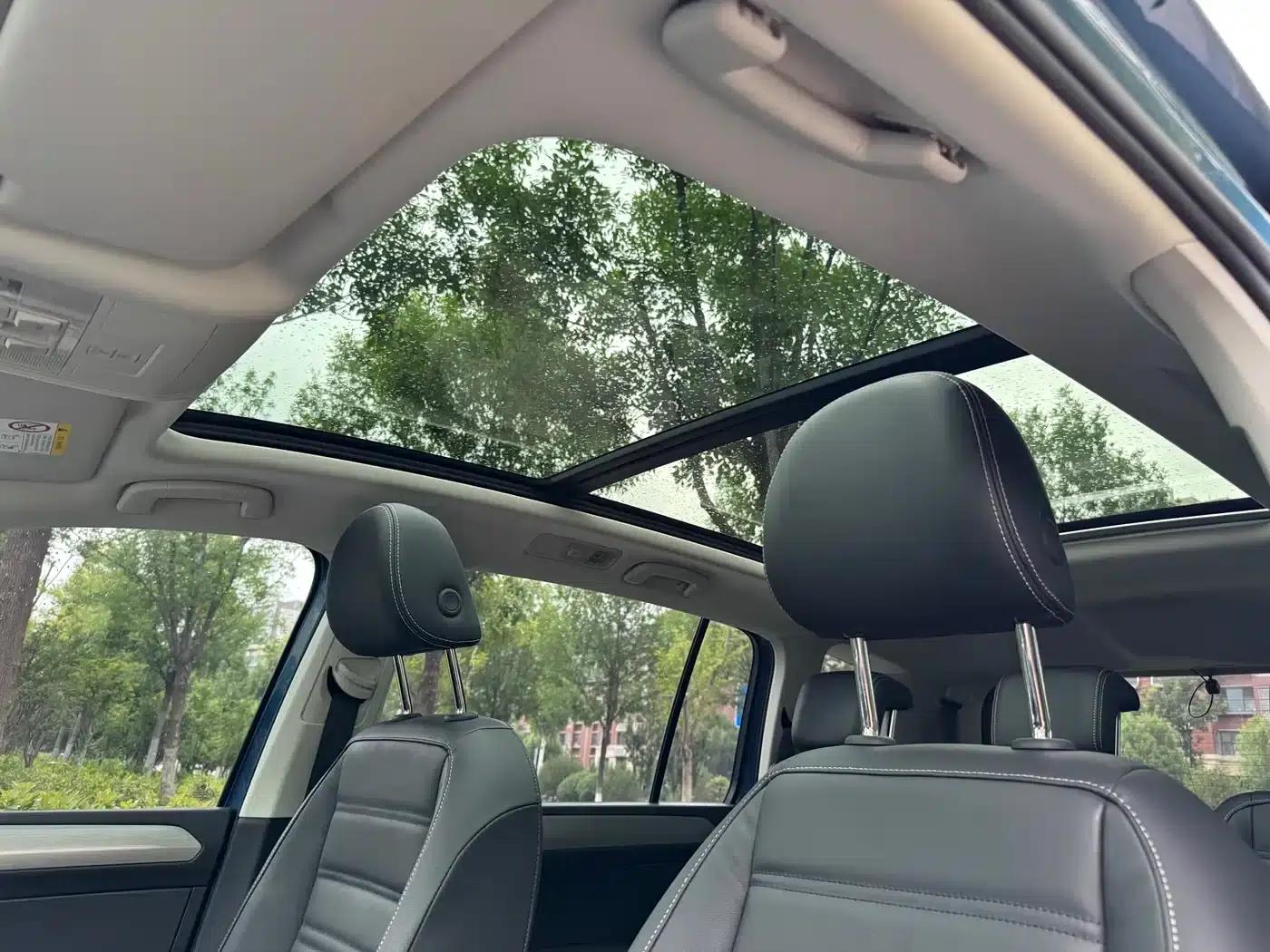 2021 Touran L 280TSI DSG Cross Edition 7-seater — миниатюра 12