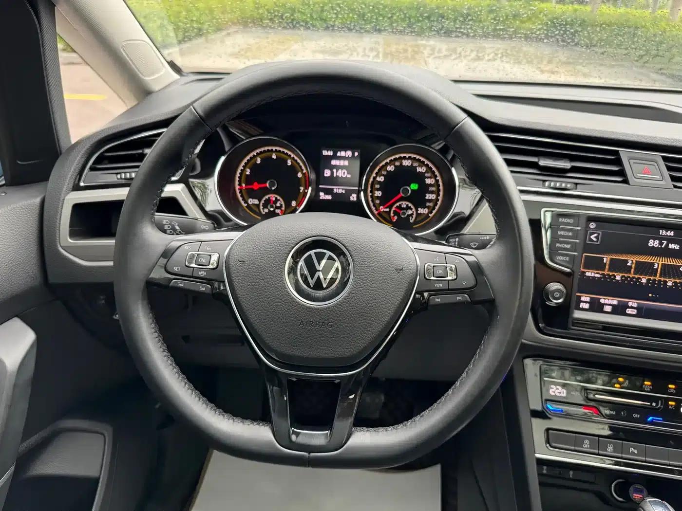 2021 Touran L 280TSI DSG Cross Edition 7-seater — миниатюра 14