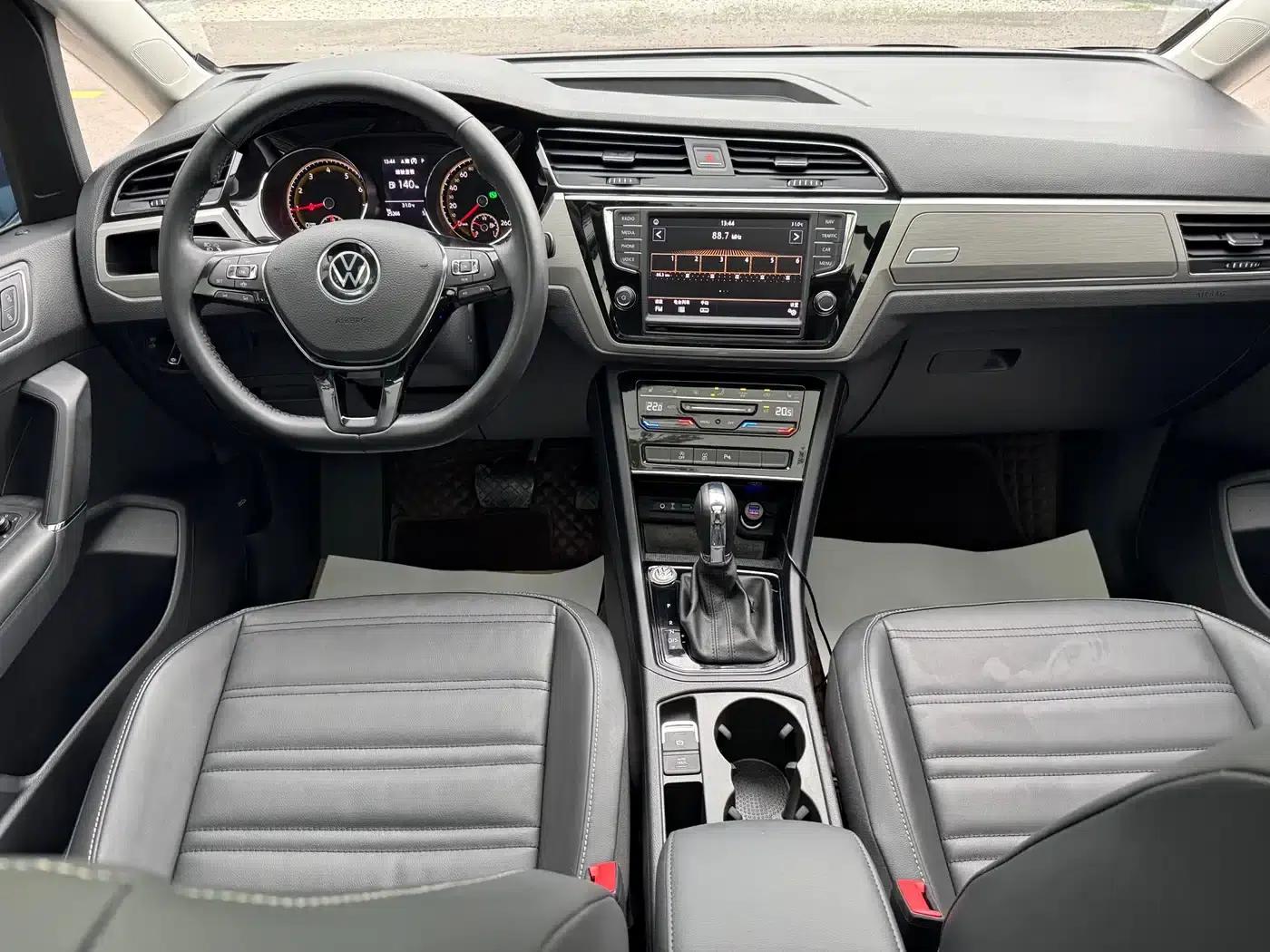 2021 Touran L 280TSI DSG Cross Edition 7-seater — миниатюра 15