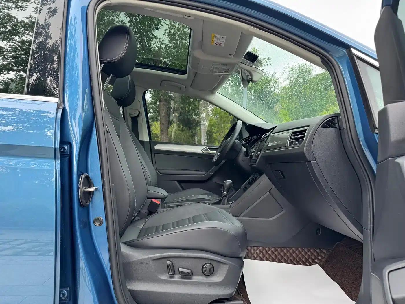 2021 Touran L 280TSI DSG Cross Edition 7-seater — миниатюра 19