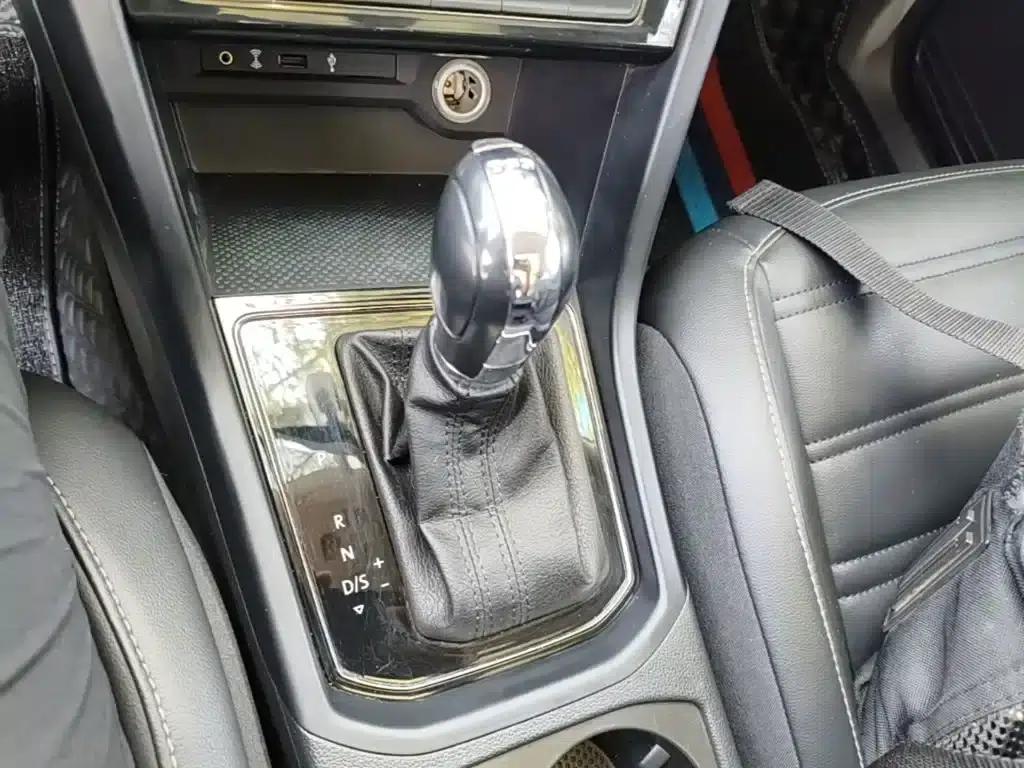 2018 Touran L 280TSI DSG Comfort Edition 7-seater (National V Emission Standard) — миниатюра 14