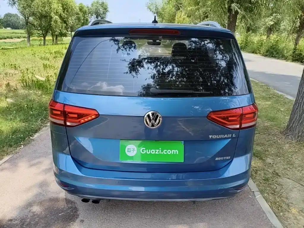 2018 Touran L 280TSI DSG Comfort Edition 7-seater (National V Emission Standard) — миниатюра 6