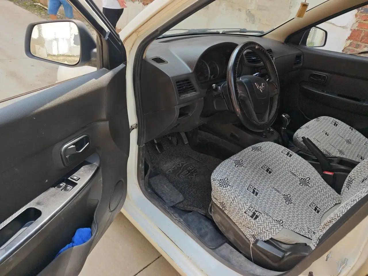 Wuling Hongguang 2015 1.5L S Basic Version China V Standard — миниатюра 16