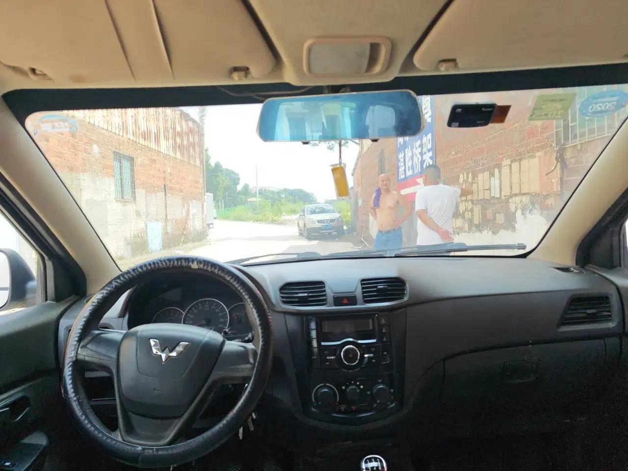 Wuling Hongguang 2015 1.5L S Basic Version China V Standard — миниатюра 18