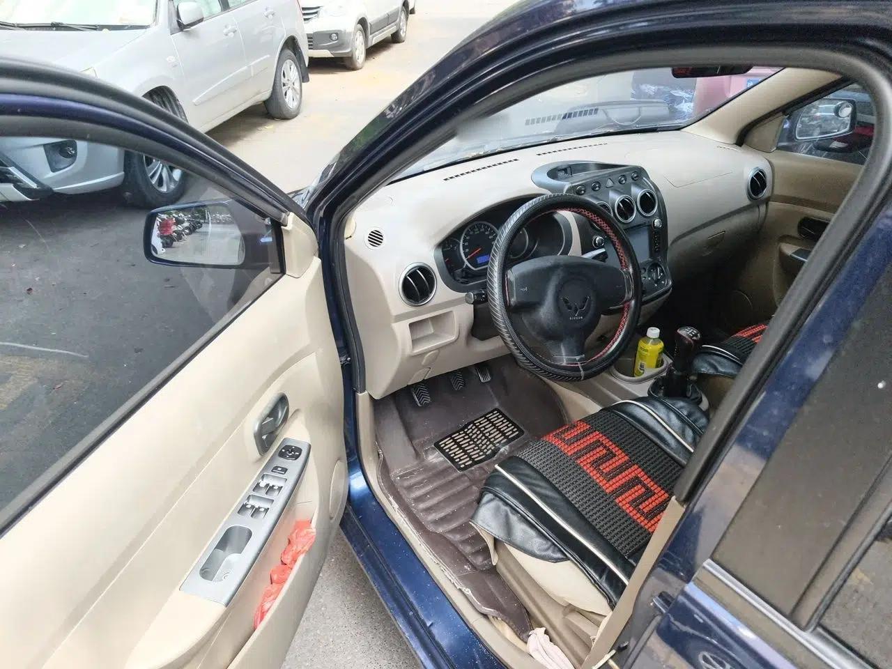 Wuling Hongguang 2014 1.2L Standard Model China IV — миниатюра 16