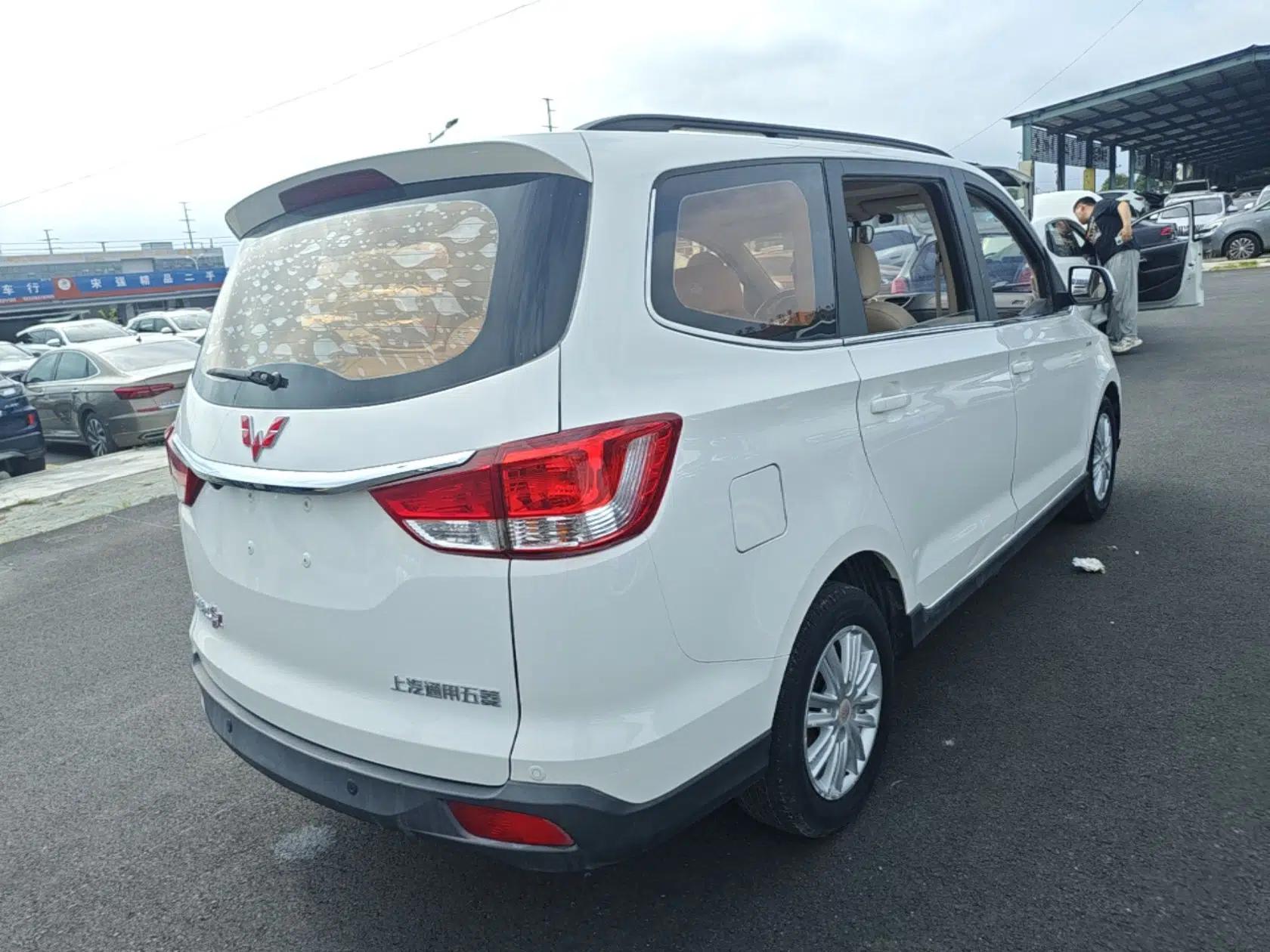 Wuling Hongguang 2015 1.5L S1 Comfort China V Standard — миниатюра 6