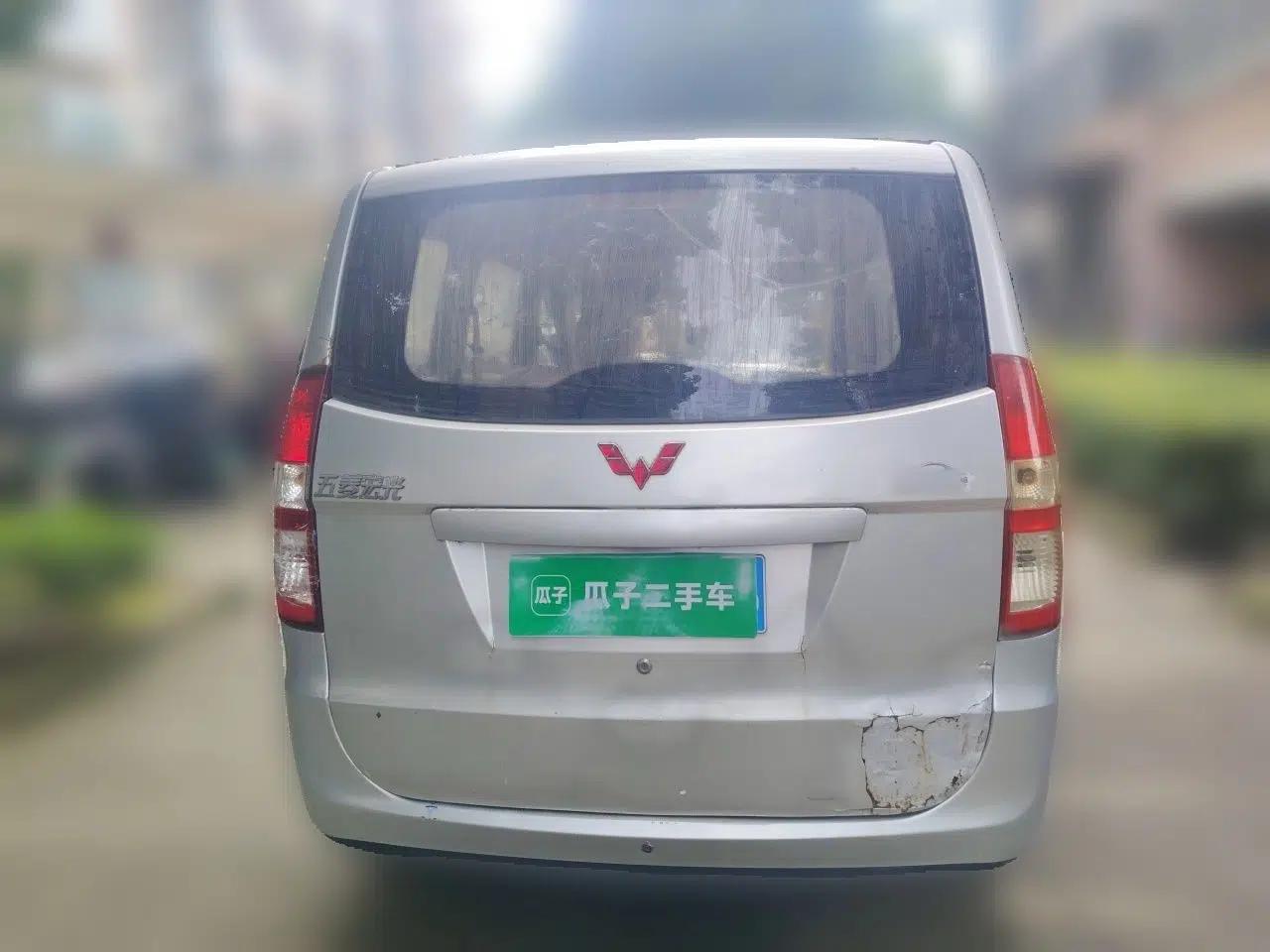 Wuling Hongguang 2013 1.5L Base Version — миниатюра 5