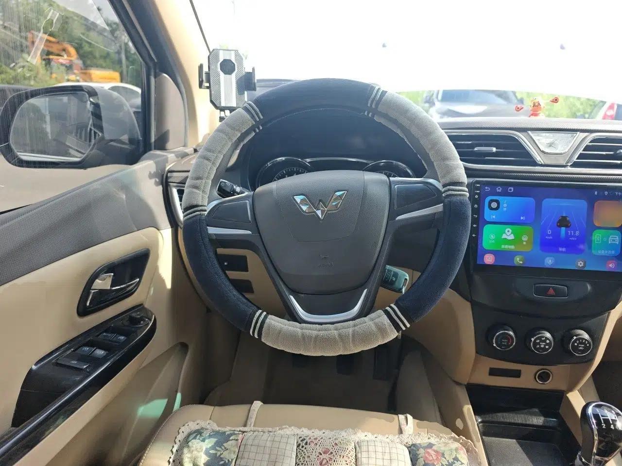 Wuling Hongguang 2015 1.5L S1 Comfort China V Standard — миниатюра 10