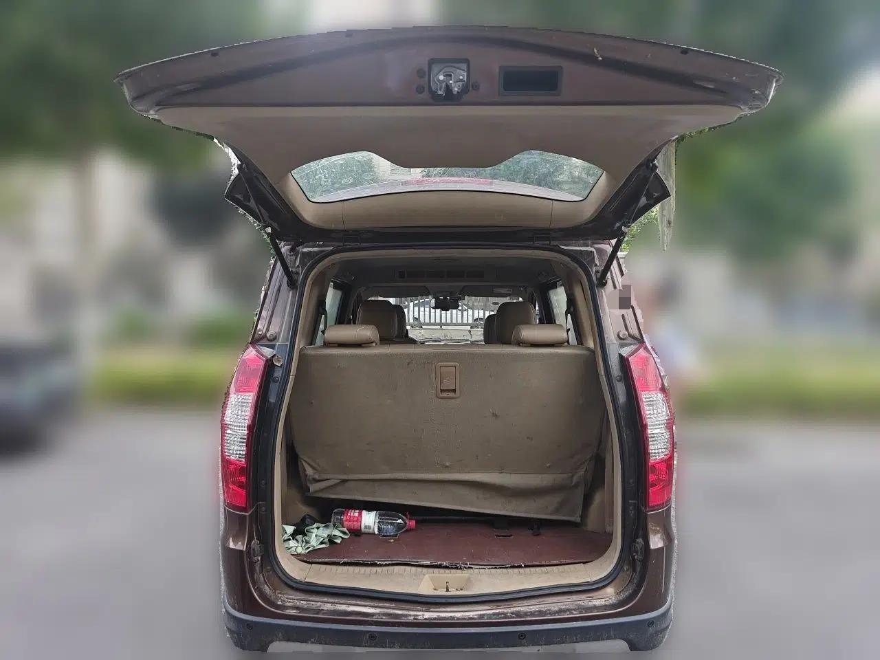 Wuling Hongguang 2014 1.5L S Comfort Model — миниатюра 19
