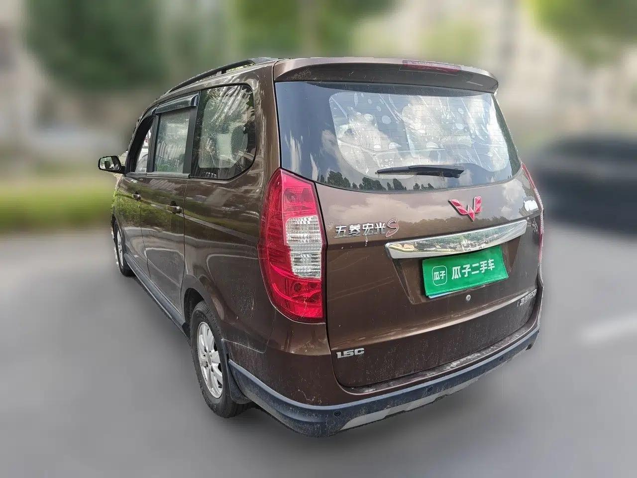 Wuling Hongguang 2014 1.5L S Comfort Model — миниатюра 4