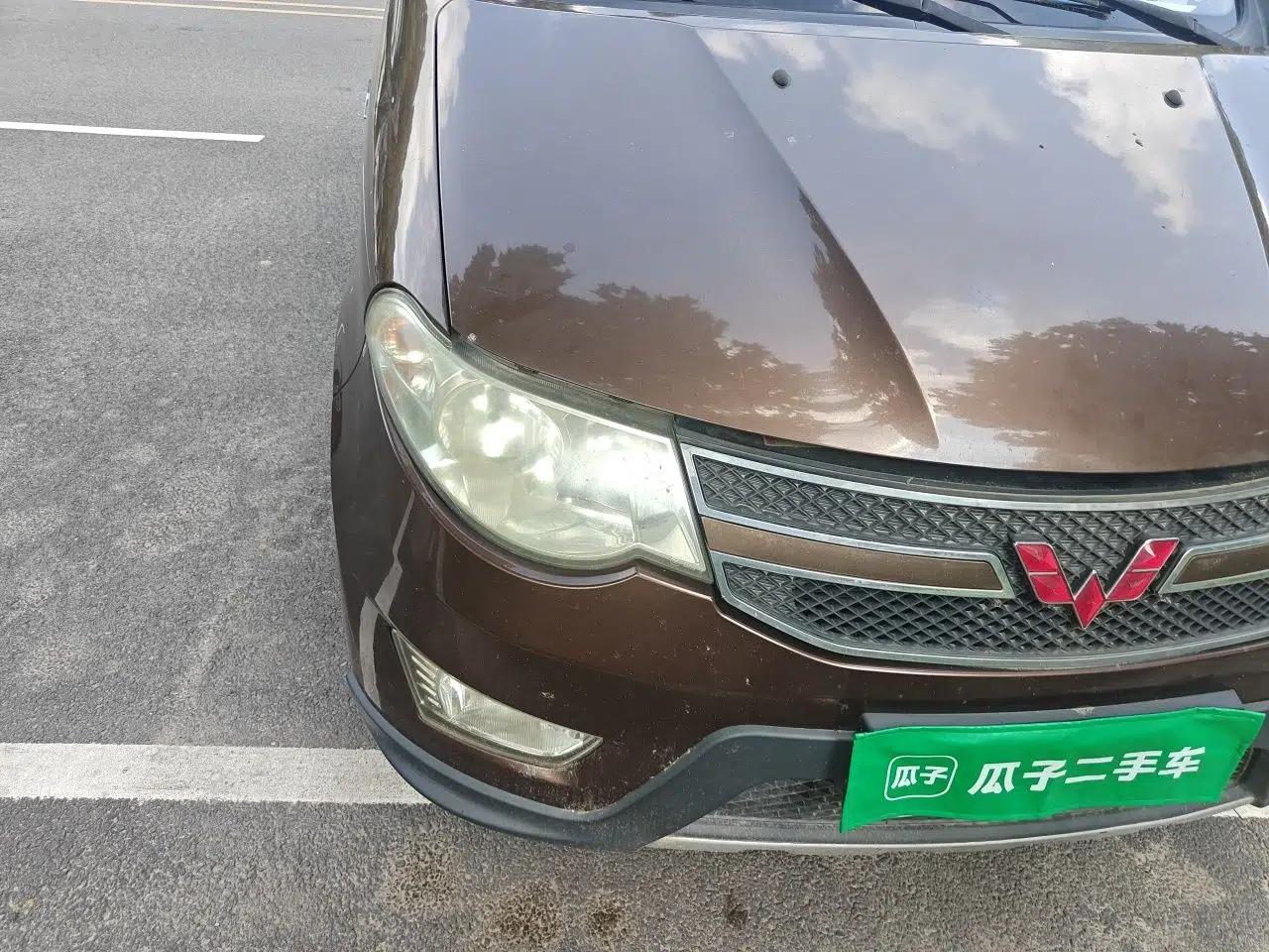 Wuling Hongguang 2014 1.5L S Comfort Model — миниатюра 7