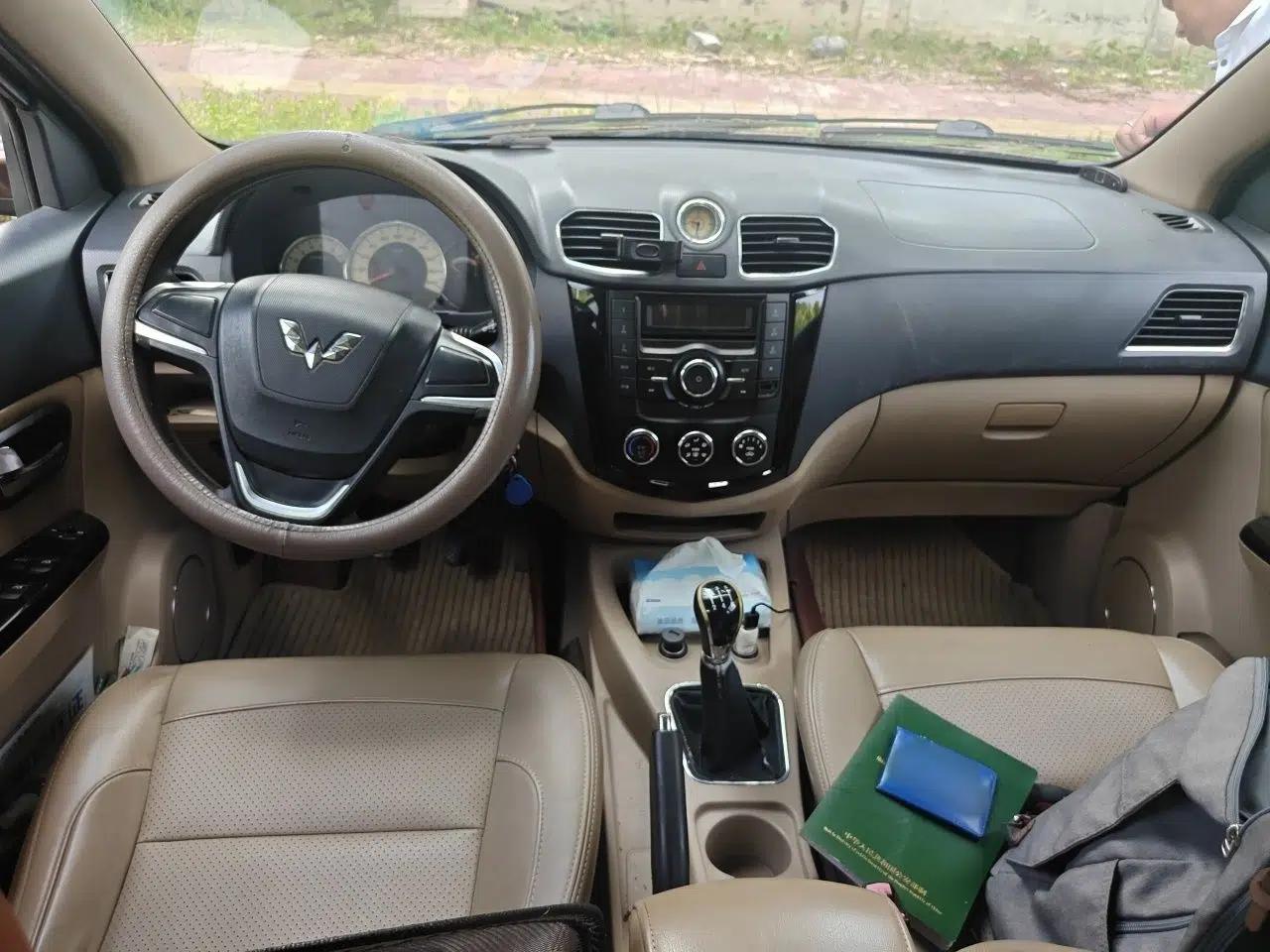 Wuling Hongguang 2014 1.5L S Comfort Model — миниатюра 9