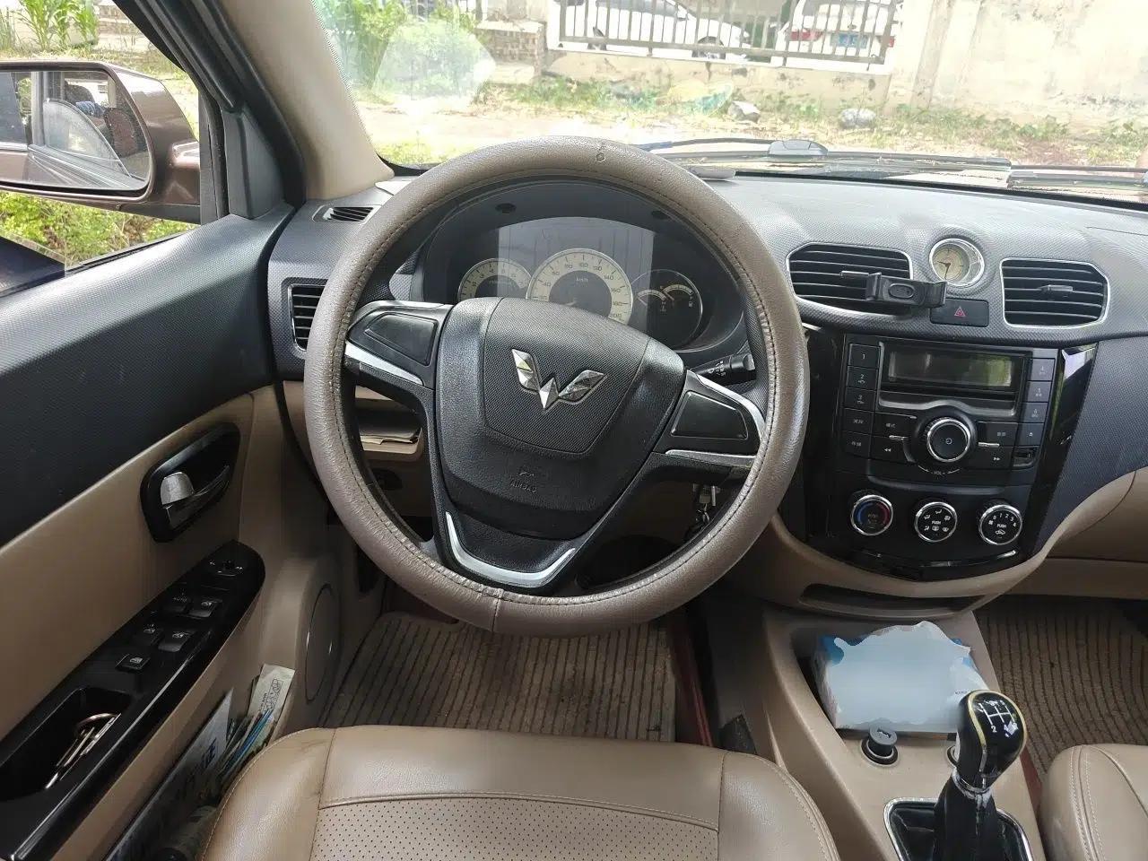 Wuling Hongguang 2014 1.5L S Comfort Model — миниатюра 10