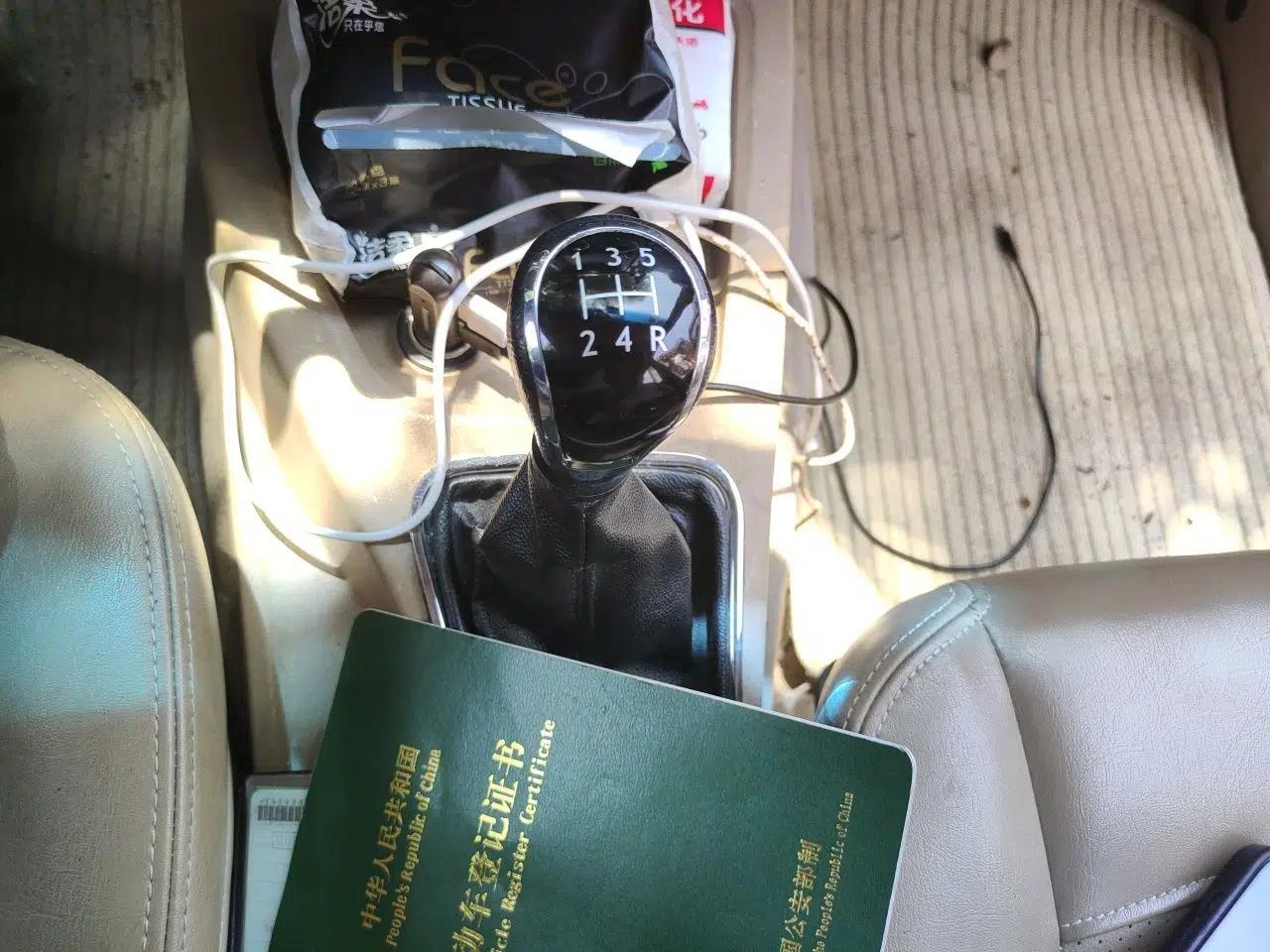 Wuling Hongguang 2014 1.5L S Comfort Model — миниатюра 14