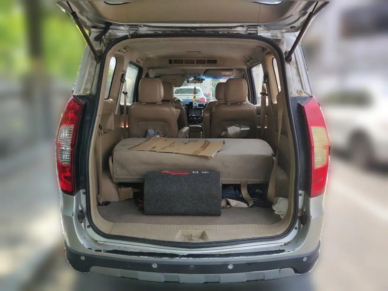 Wuling Hongguang 2014 1.5L S Comfort Model — миниатюра 19