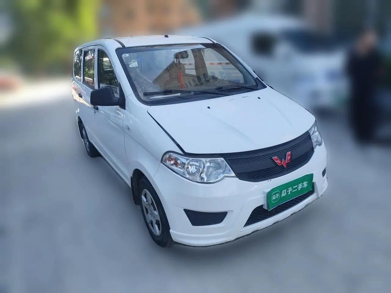 Wuling Hongguang 2015 1.2L S Base Model China V Standard — миниатюра 3