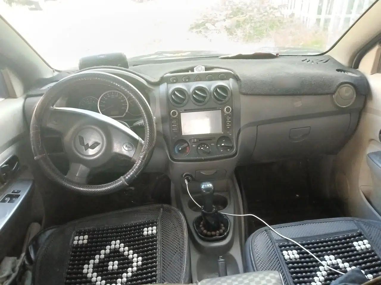 Wuling Hongguang 2014 1.2L Base Model China IV — миниатюра 9