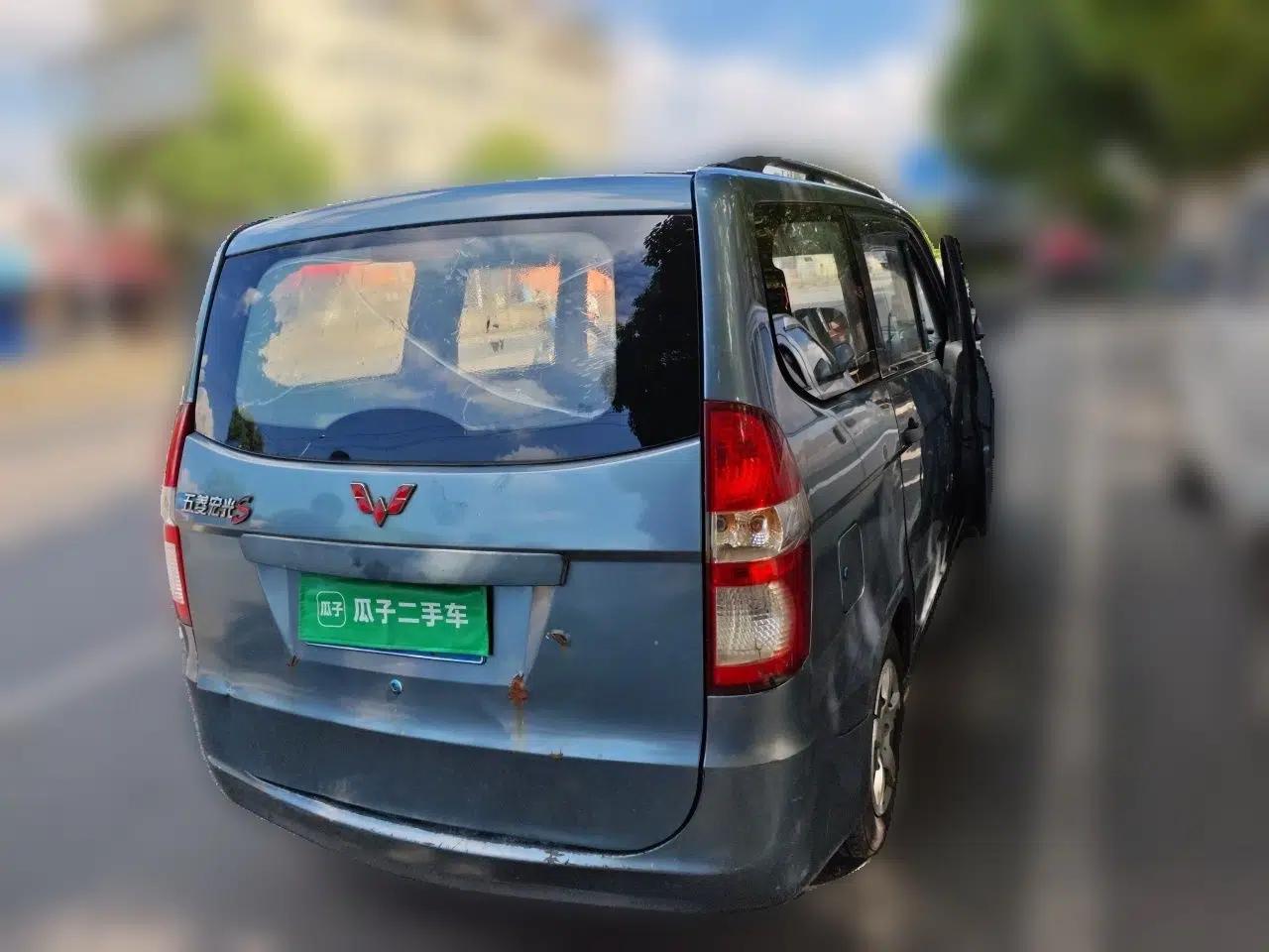 Wuling Hongguang 2014 1.2L Base Model China IV — миниатюра 6