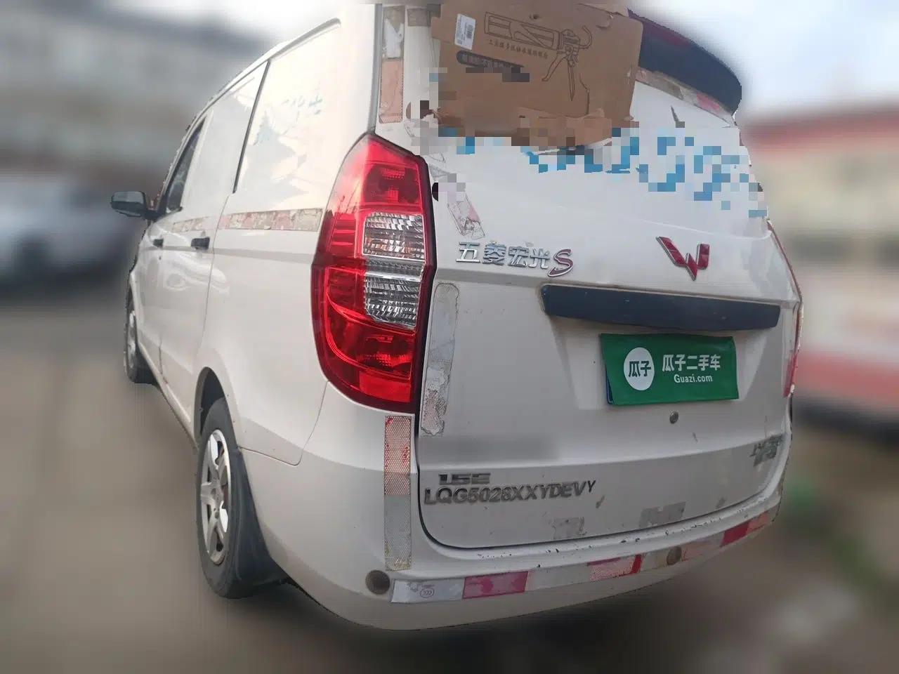 Wuling Hongguang 1.5L manual 2-seat light-duty enclosed van — миниатюра 4