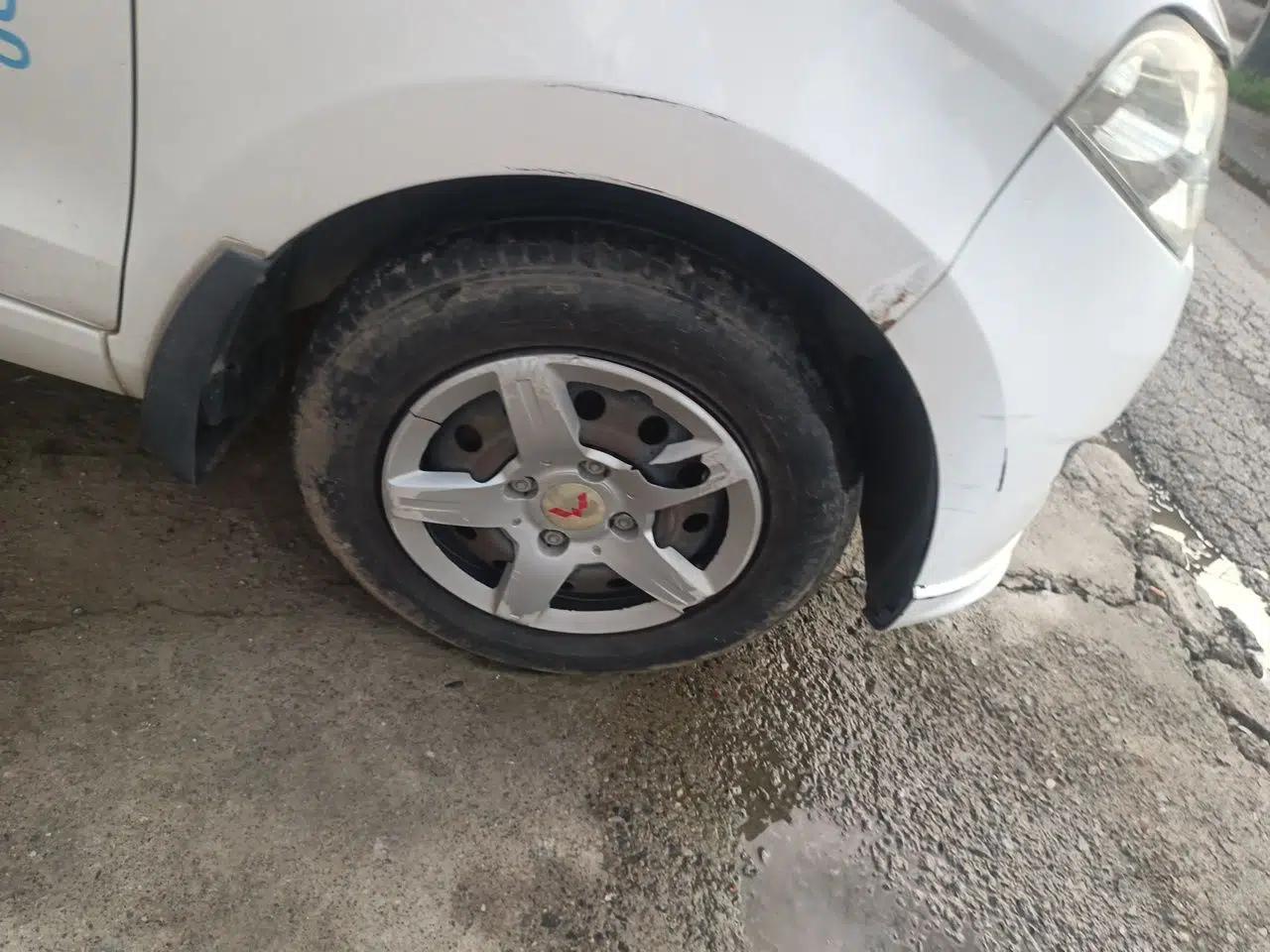 Wuling Hongguang 1.5L manual 2-seat light-duty enclosed van — миниатюра 8